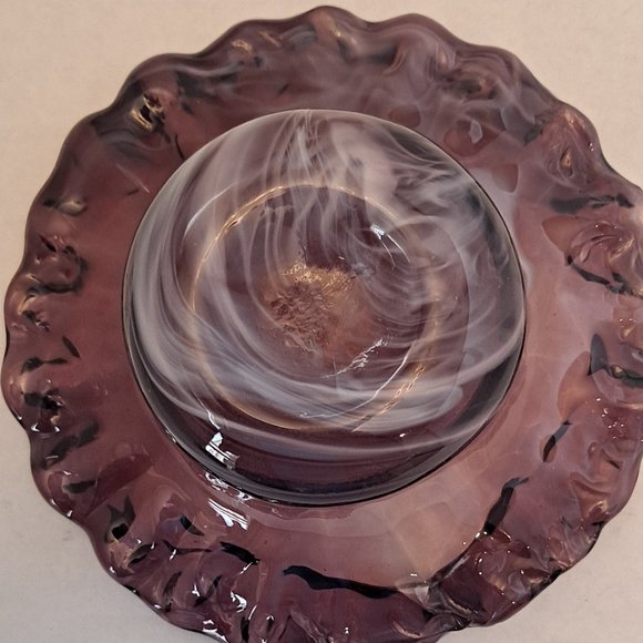 PURPLE SLAG GLASS DISH - Picture 4 of 6
